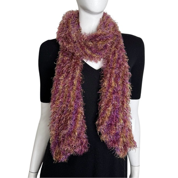 Elegant‎ Purple and Gold Knit Shaggy Scarf - Picture 2 of 8